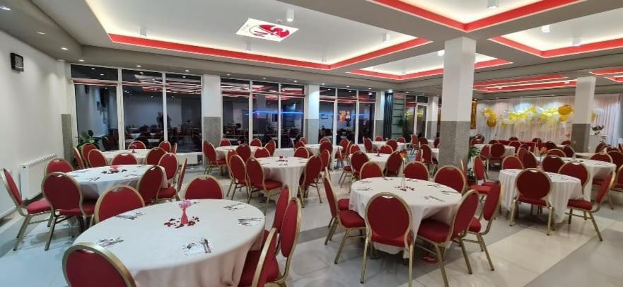 Kompleksi Cfn Albania Bucimas Exterior photo