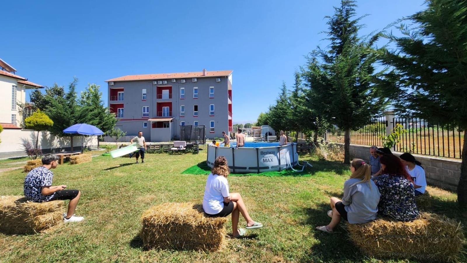 Kompleksi Cfn Albania Bucimas Exterior photo